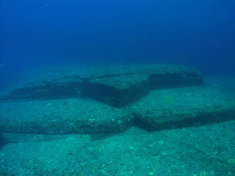 "The Turtle" at Yonaguni, copyright Masahiro Kaji at Japan's Dive-spot Gallery